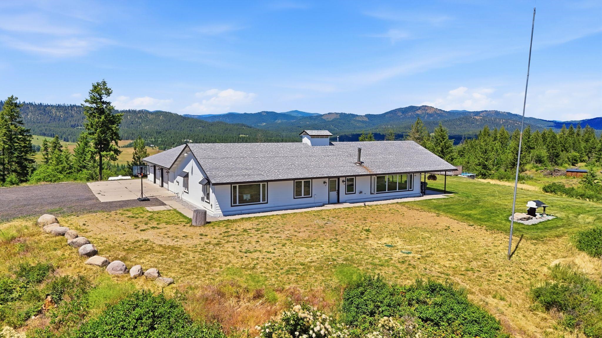 4746 Furzee Road Clayton, WA 99110 - Photo 4 of 46