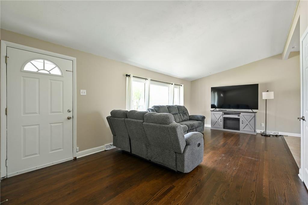 507 Ranchero Place Belton, MO 64012 - Photo 6 of 21