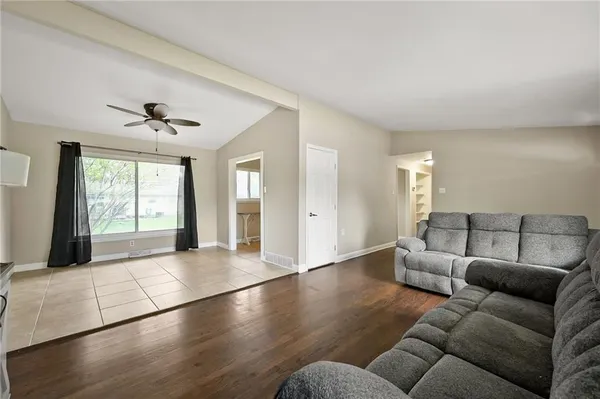 $190,000 | 507 Ranchero Place, Belton, MO 64012