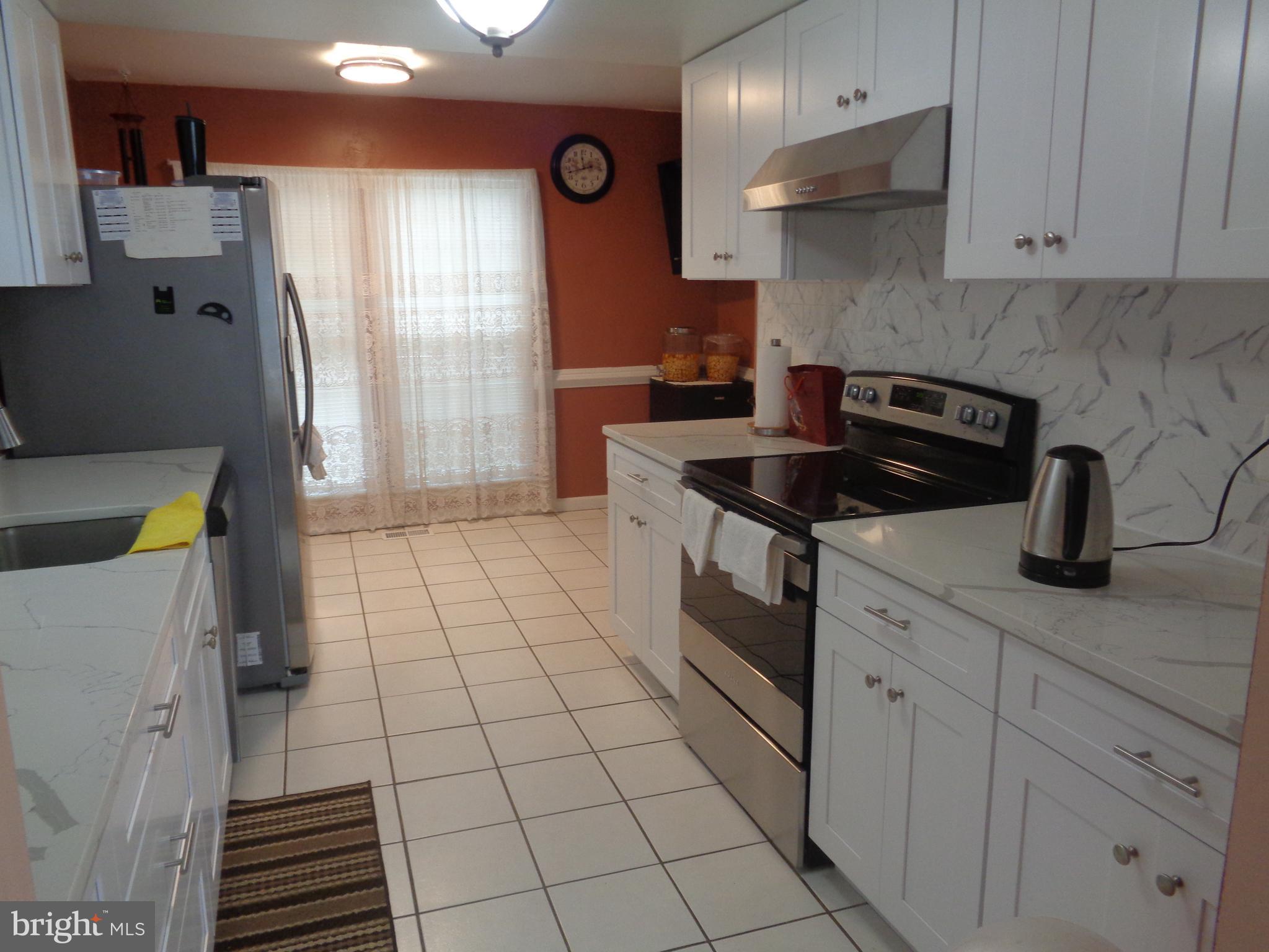 7110 Itte Lane Springfield, VA 22150 - Photo 6 of 28