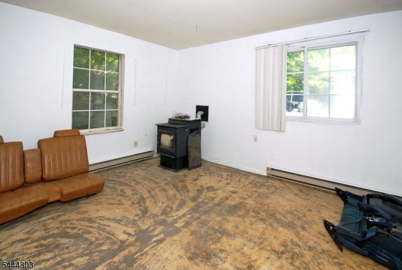 36 Mountain Lake Road Belvidere, NJ 07823 - Photo 13 of 21