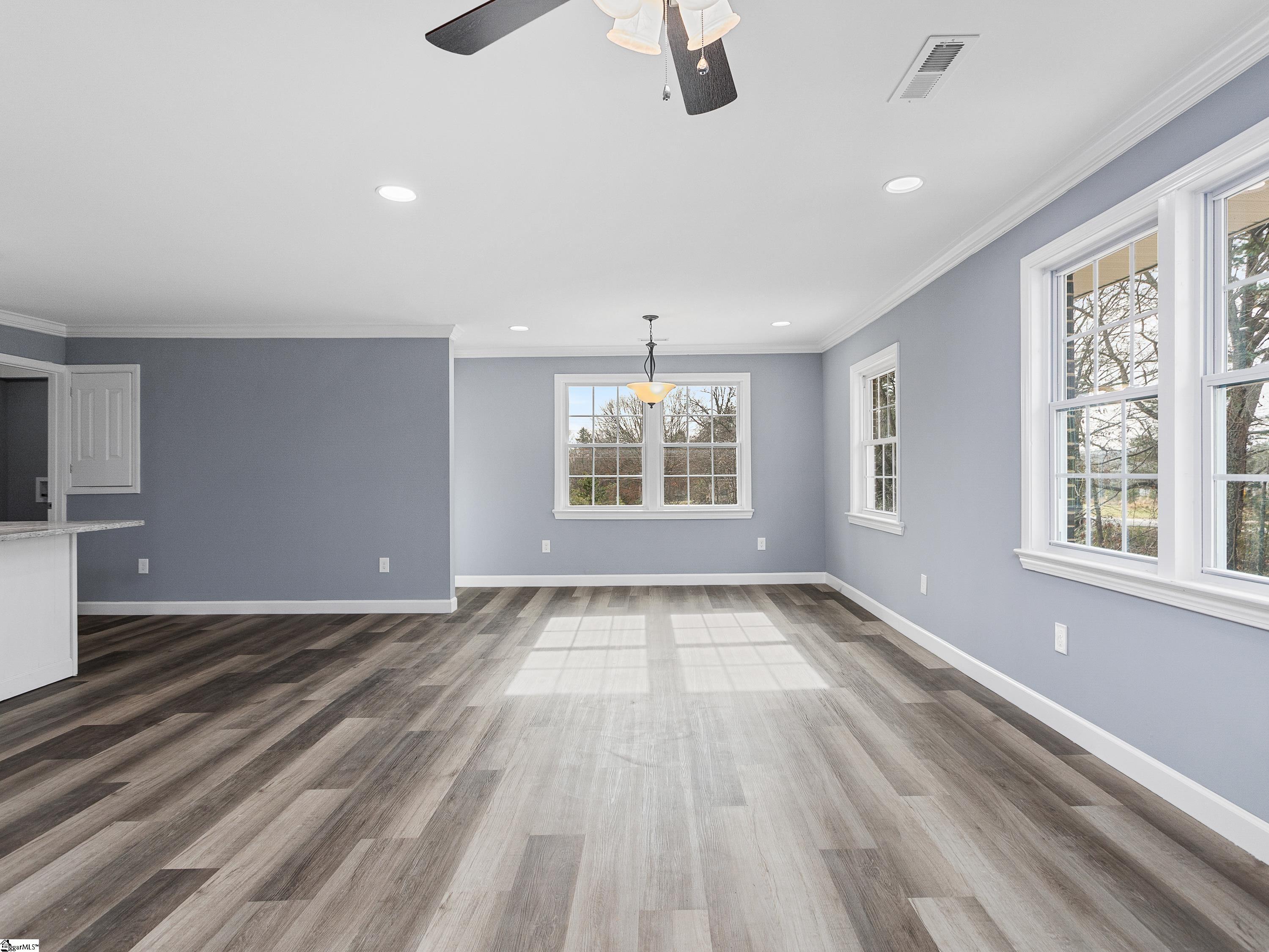 2204 Country Club Road Greer, SC 29651 - Photo 4 of 35 Gallery Image 4