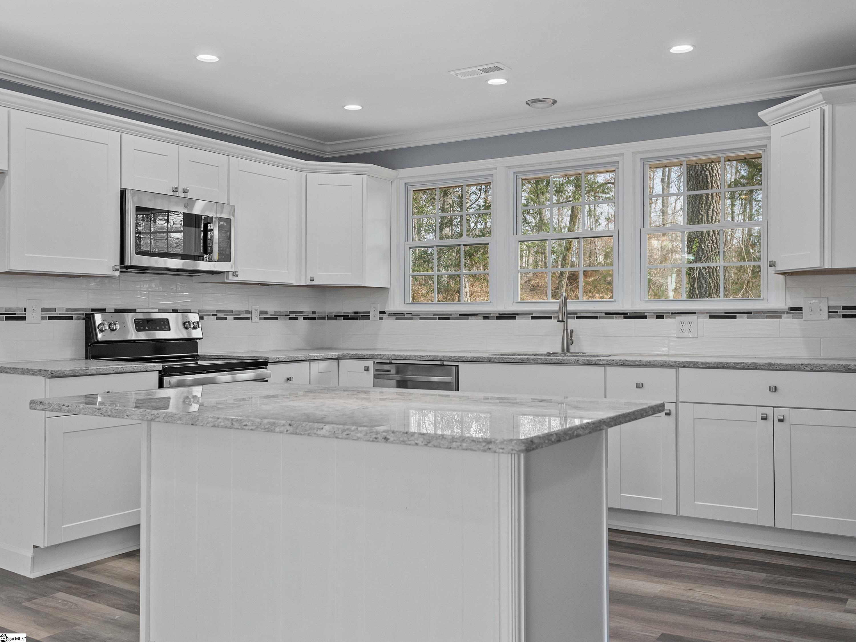 2204 Country Club Road Greer, SC 29651 - Photo 10 of 35 Gallery Image 10