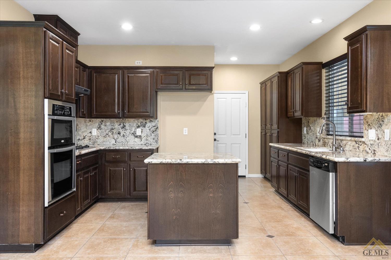 Undisclosed Address Bakersfield, CA 93311 - Photo 11 of 22