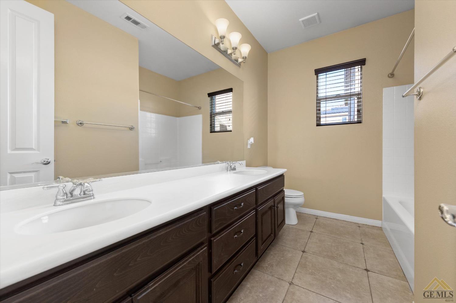 Undisclosed Address Bakersfield, CA 93311 - Photo 18 of 22