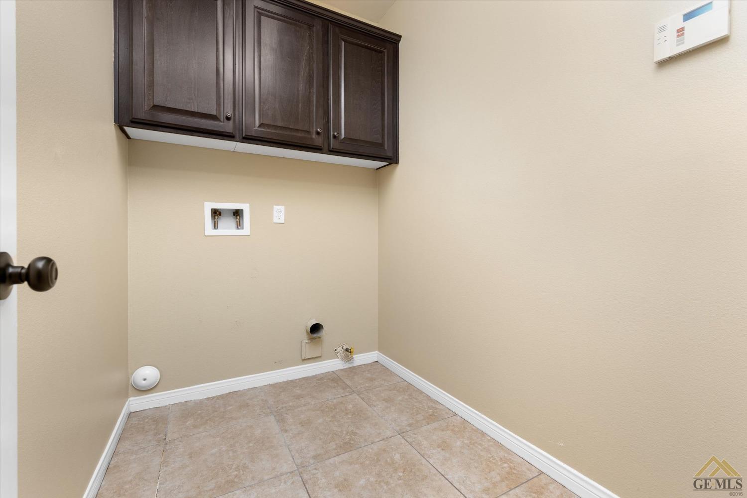 Undisclosed Address Bakersfield, CA 93311 - Photo 19 of 22