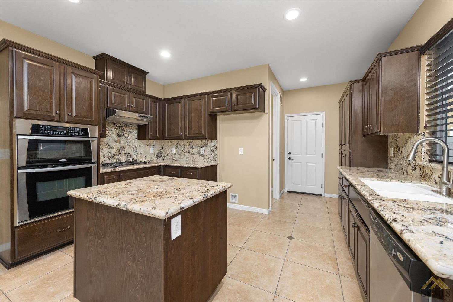 Undisclosed Address Bakersfield, CA 93311 - Photo 10 of 22