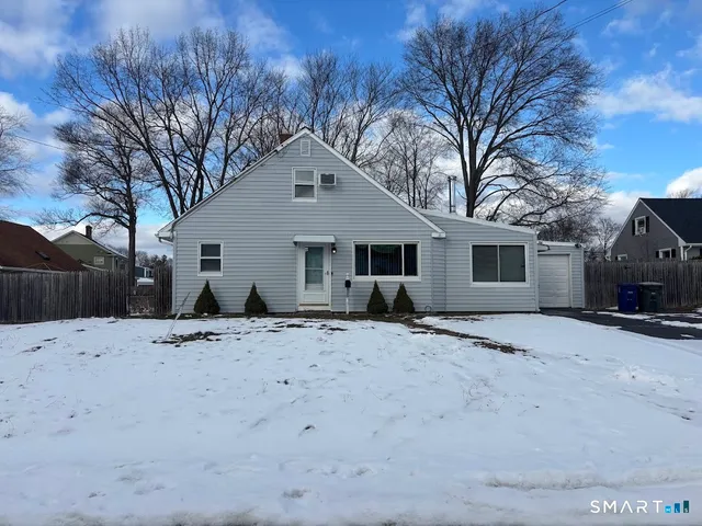 $3,500 | 34 Seaver Circle, Bridgeport, CT 06606