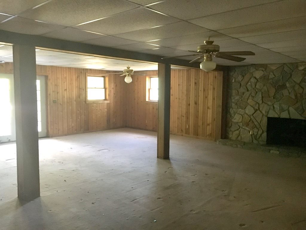 141 State Rd S-42-9627 Woodruff, SC 29388 - Photo 6 of 15