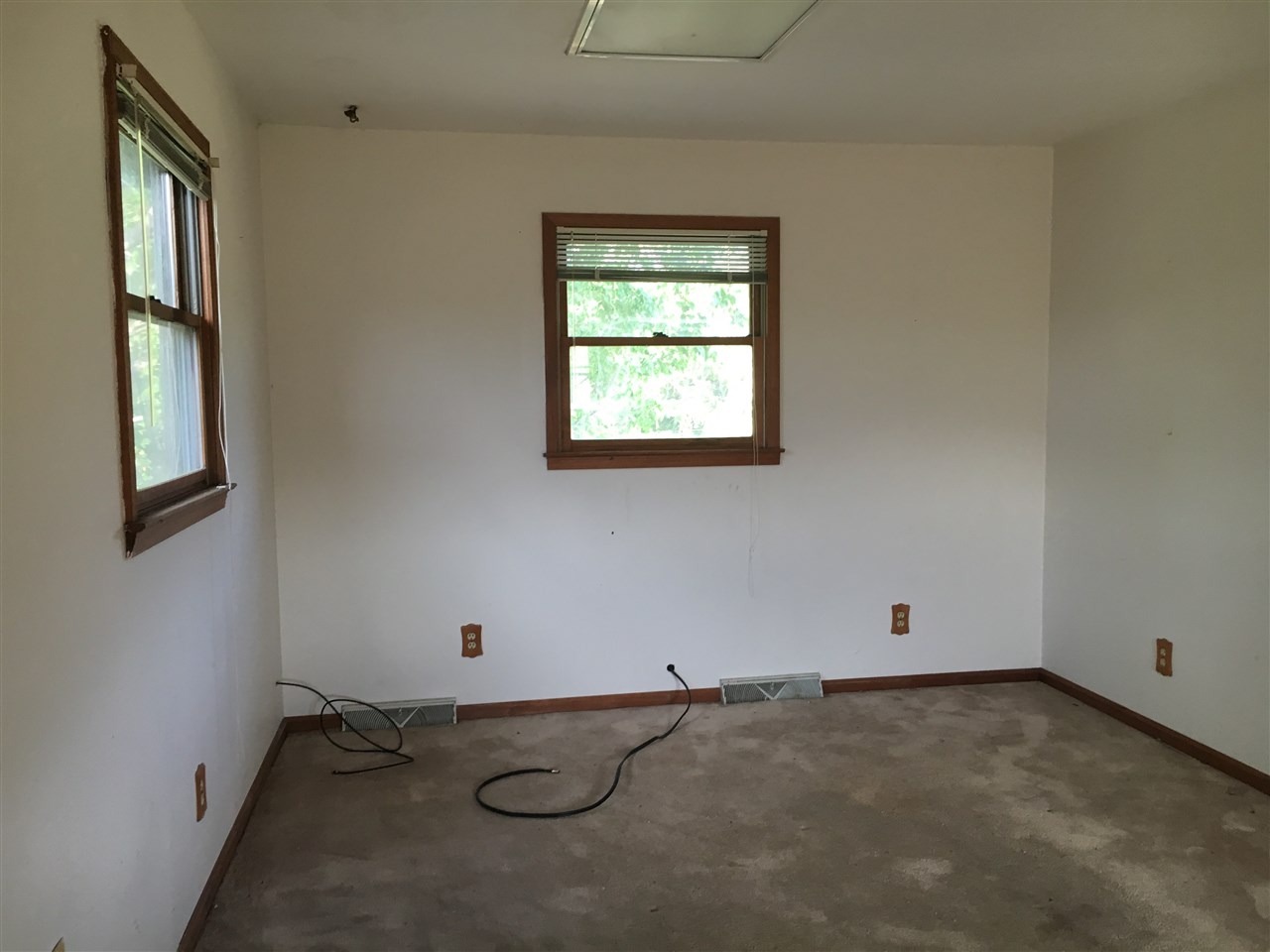 141 State Rd S-42-9627 Woodruff, SC 29388 - Photo 10 of 15
