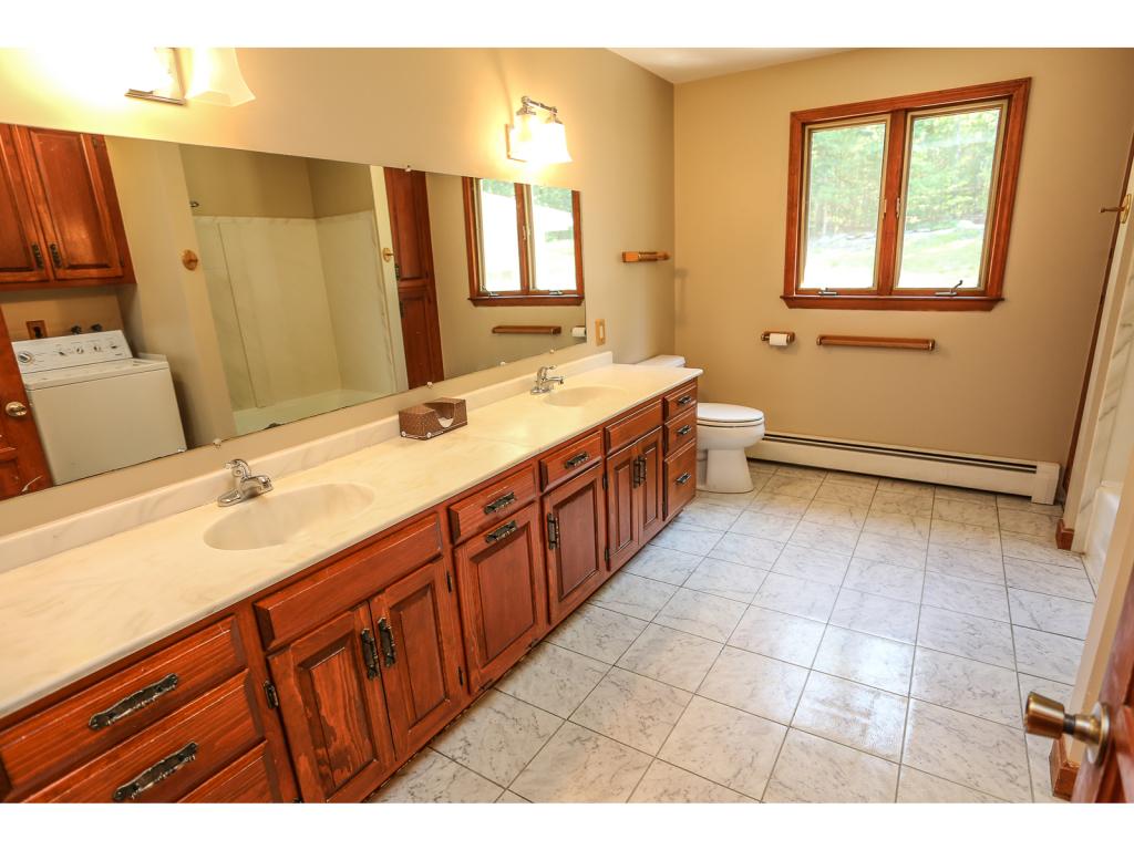 32 West Hollis Road Hollis, NH 03049 - Photo 14 of 31