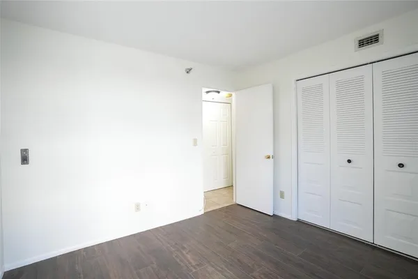 $1,400 | 6304 Pointe W Boulevard West, Unit A101, Bradenton, FL 34209