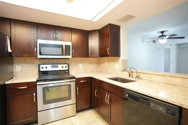 $1,400 | 6304 Pointe W Boulevard West, Unit A101, Bradenton, FL 34209