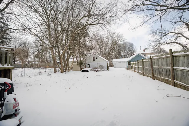 $100,000 | 919 Princeton Avenue, Lansing, MI 48915