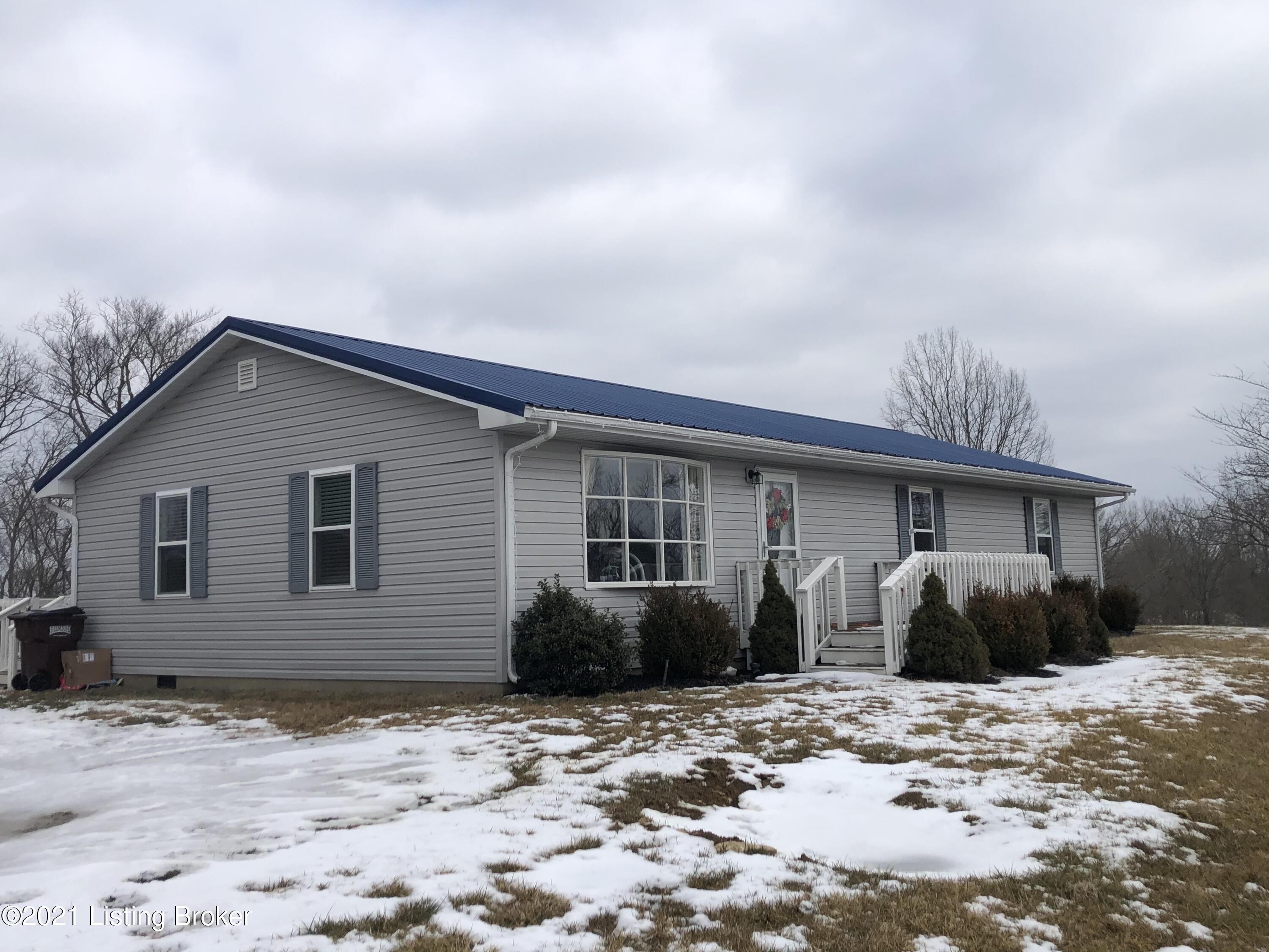 2765 Mound Hill Road Carrollton, KY 41008 - Photo 1 of 29 69CD50AA-0AEB-4D14-BF64-ABAAC1E3E01D