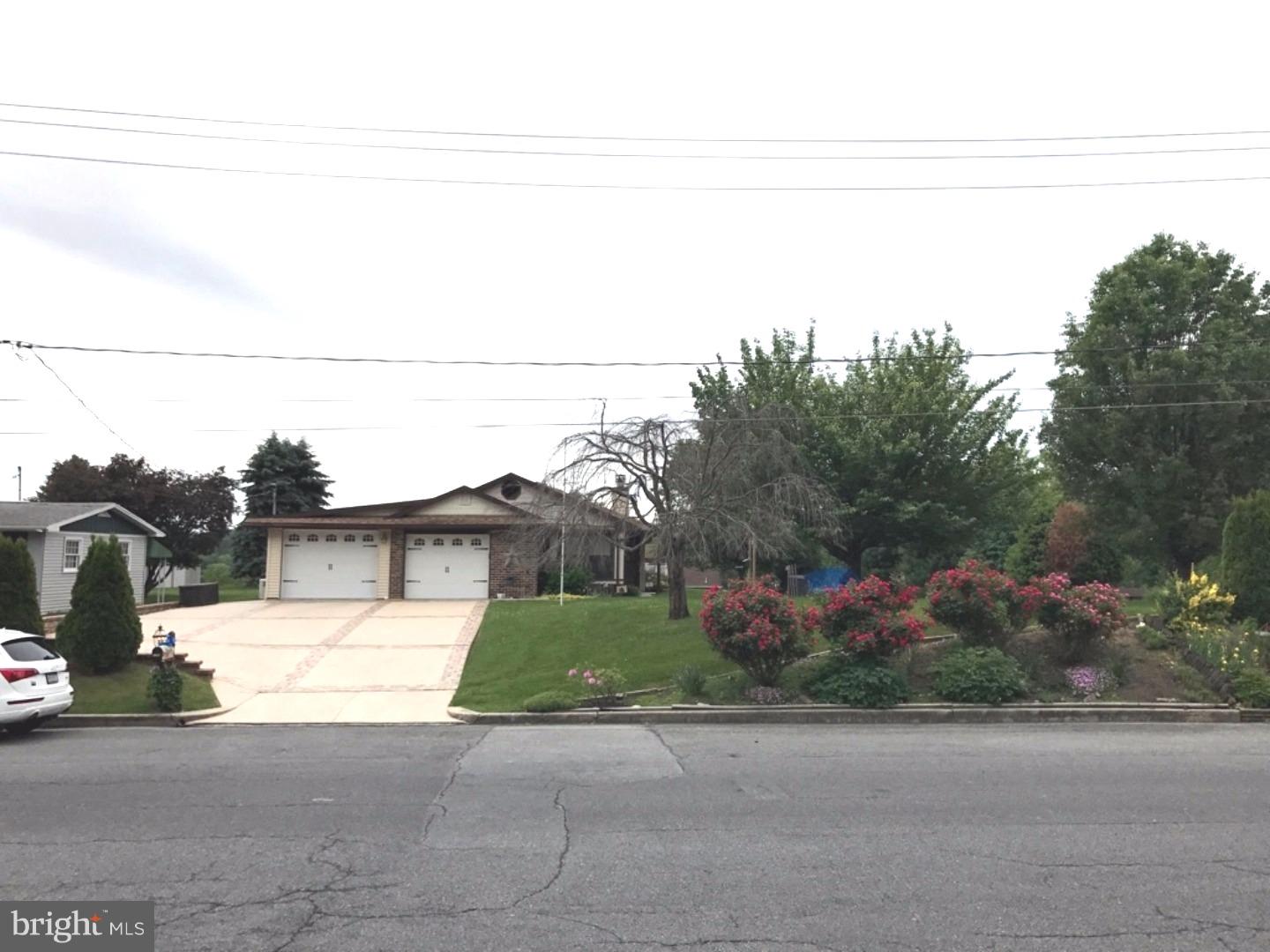 1356 Pershing Boulevard Reading, PA 19607 - Photo 1 of 25 Exterior Front