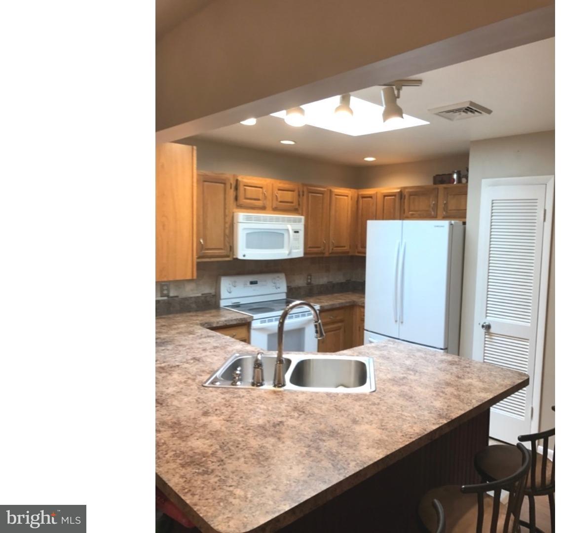 1356 Pershing Boulevard Reading, PA 19607 - Photo 12 of 25 Kitchen