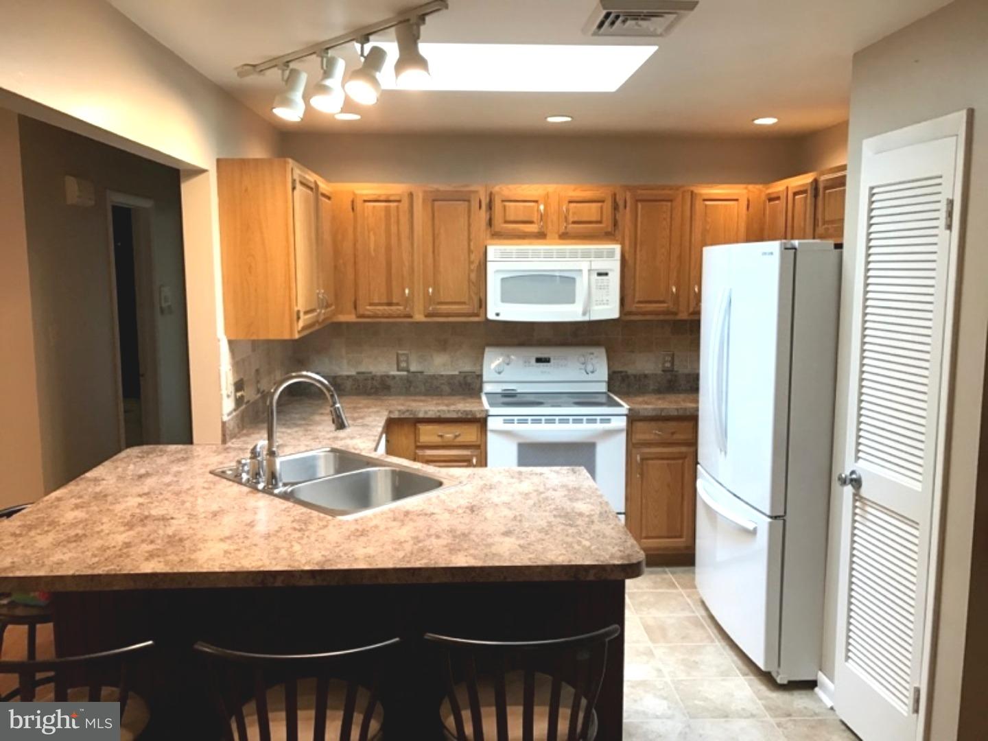 1356 Pershing Boulevard Reading, PA 19607 - Photo 13 of 25 Kitchen