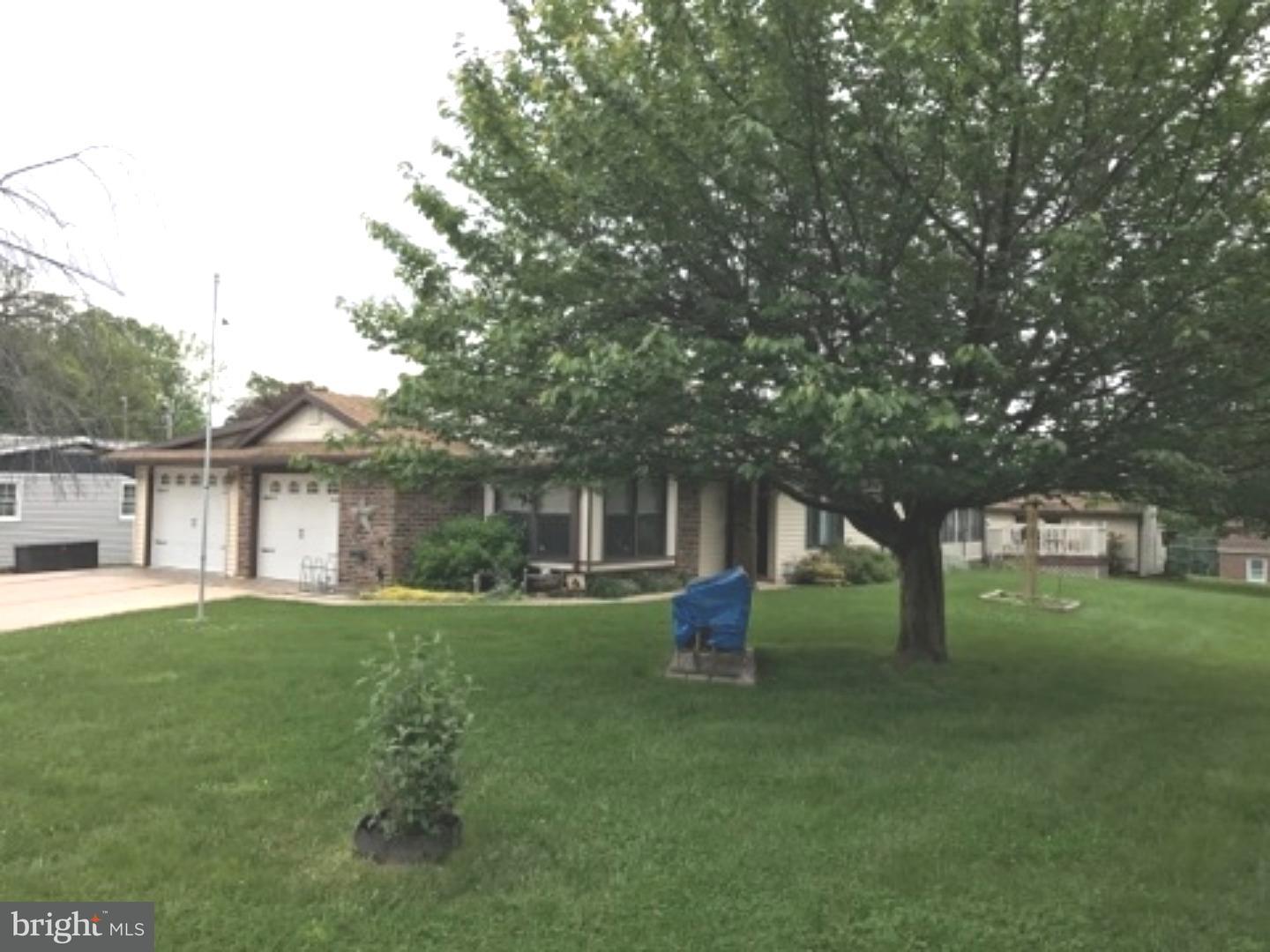 1356 Pershing Boulevard Reading, PA 19607 - Photo 4 of 25 Exterior Side