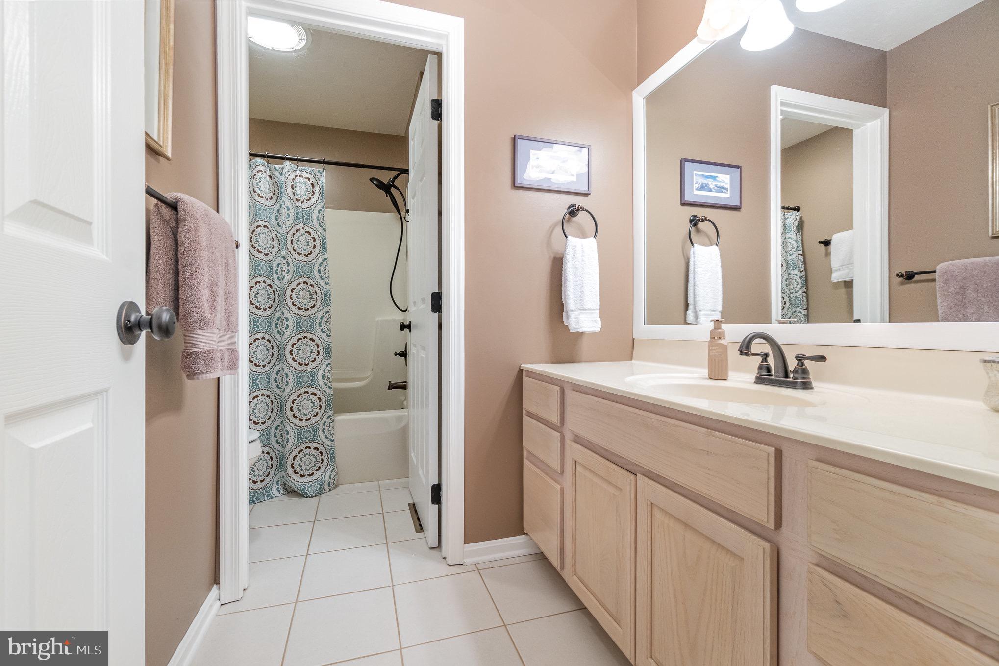 3545 Eagle Ridge Court Hanover, PA 17331 - Photo 34 of 61 Hall Bath