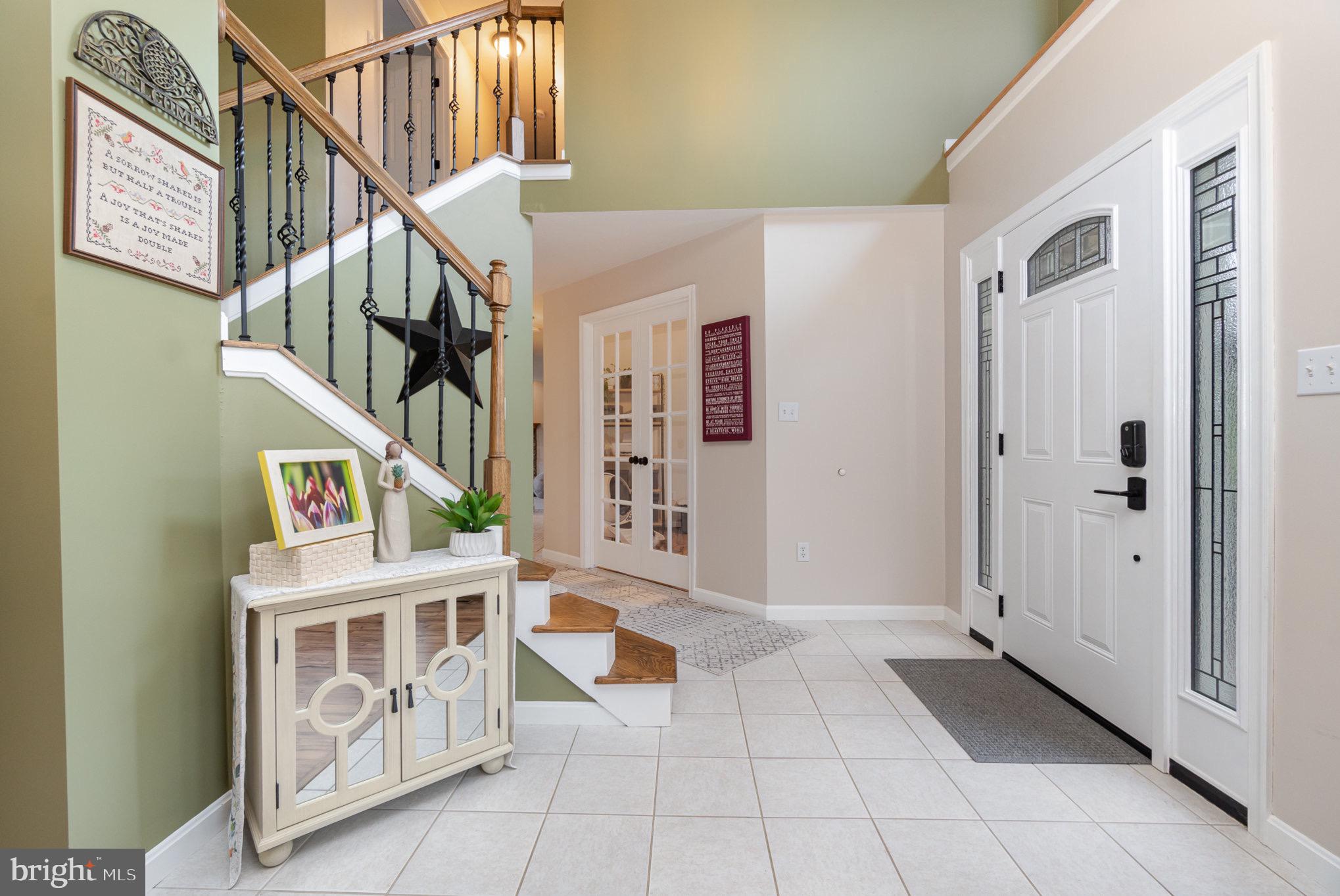 3545 Eagle Ridge Court Hanover, PA 17331 - Photo 5 of 61 Foyer, Entryway