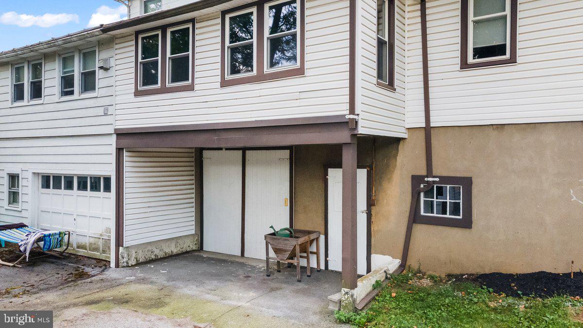 1337 Sandhill Road Lebanon, PA 17046 - Photo 9 of 38 Gallery Image 9