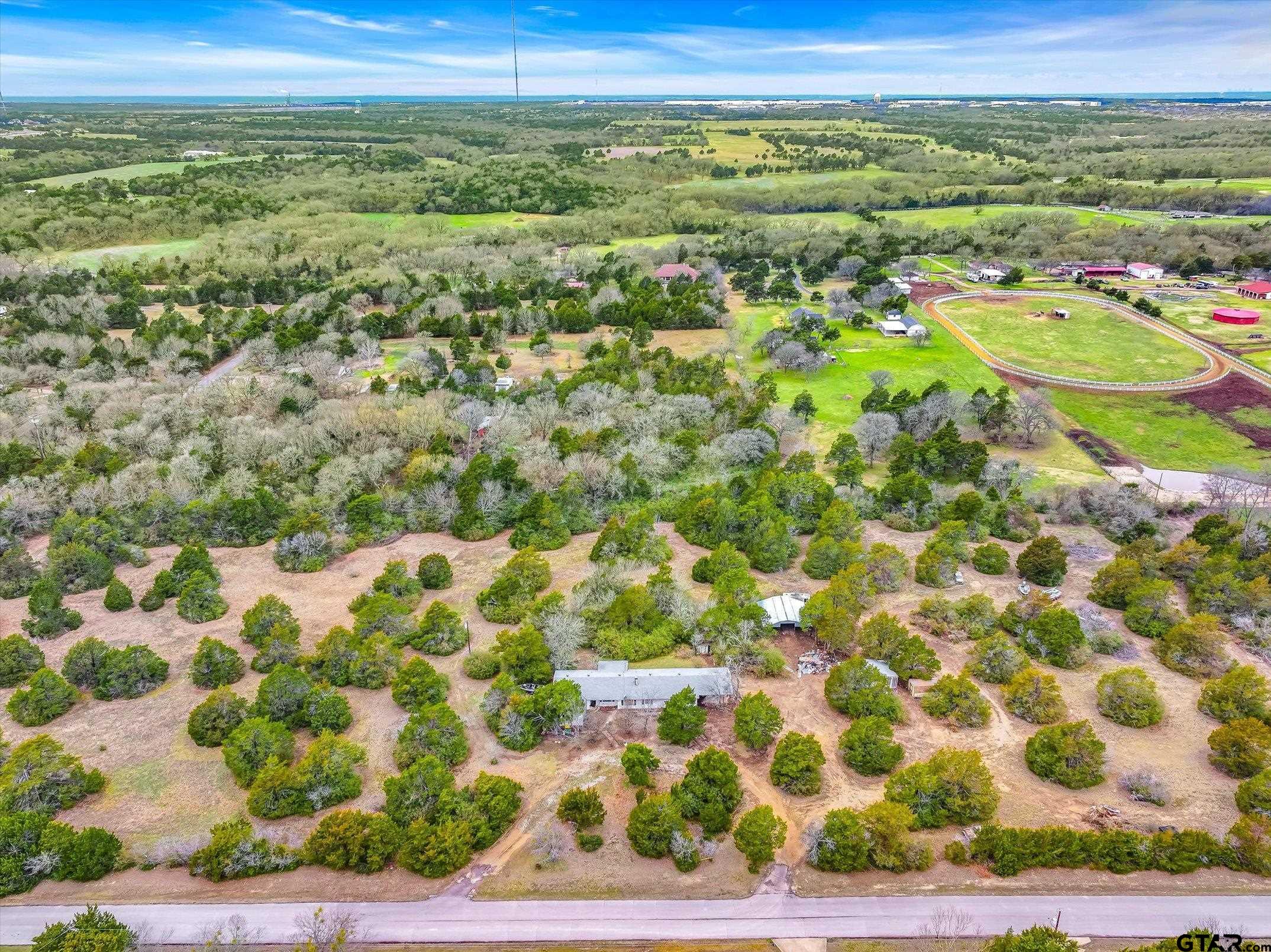 1925 Juniper Lane Cedar Hill, TX 76065 - Photo 2 of 28