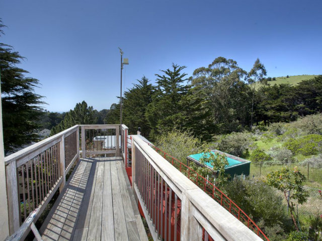 104 Nataqua Avenue Pacifica, CA 94044 - Photo 4 of 17 a view of balcony and yard