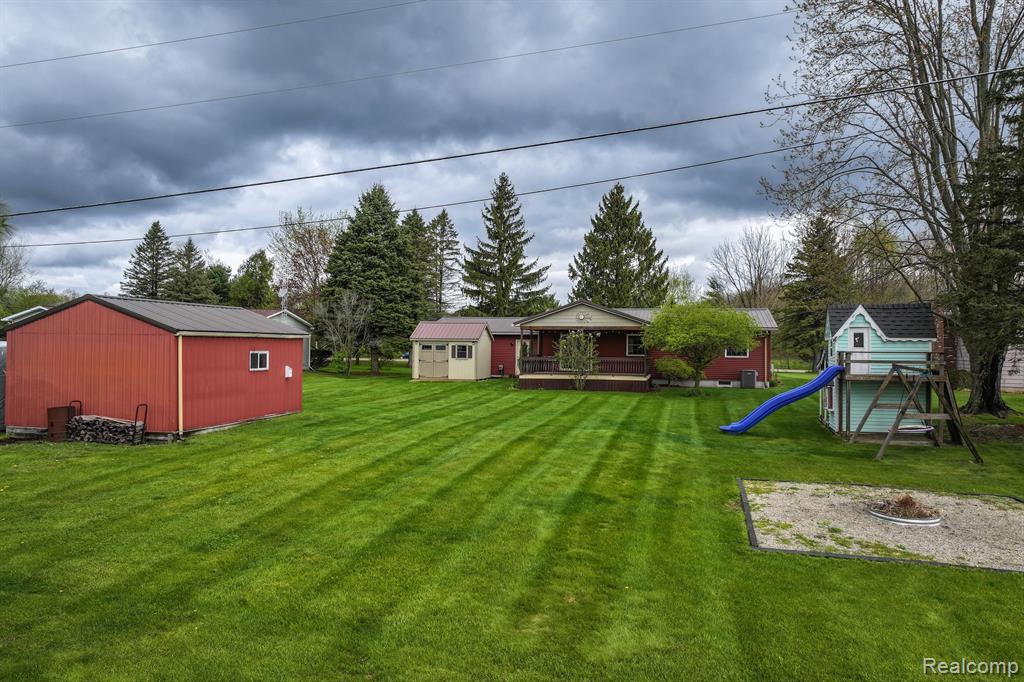 2124 Vernor Road Lapeer, MI 48446 - Photo 25 of 47
