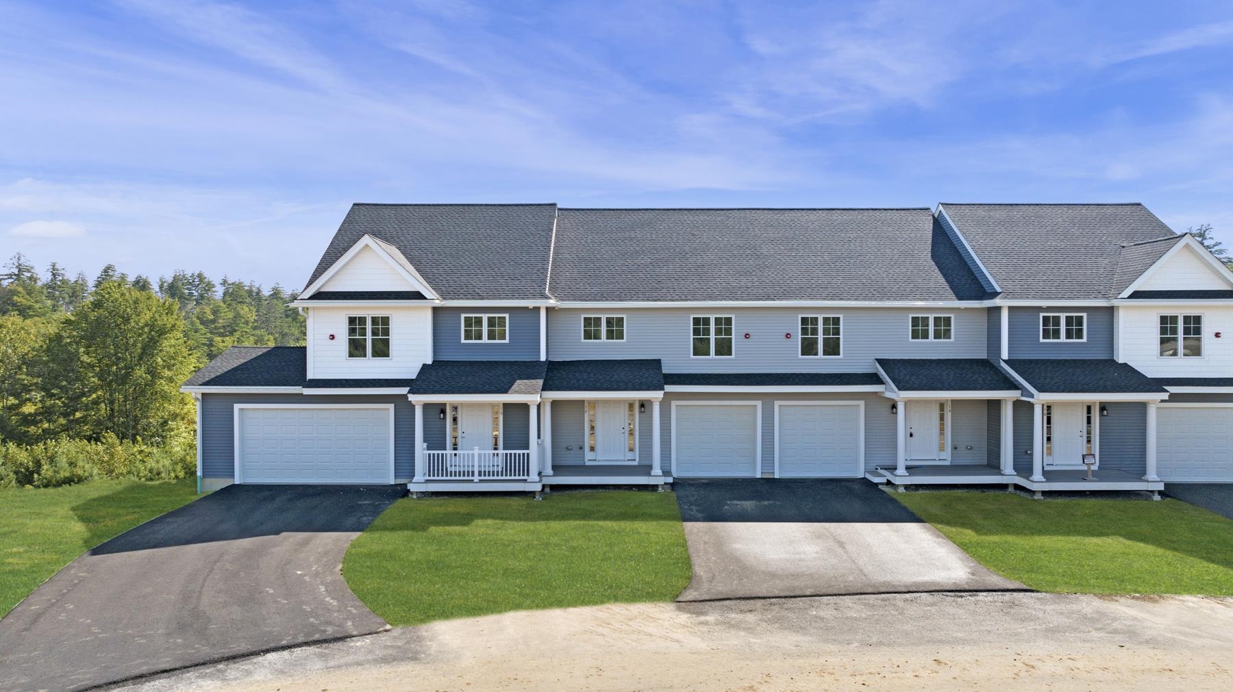 65 Crestview Way Raymond, NH 03077 - Photo 4 of 37
