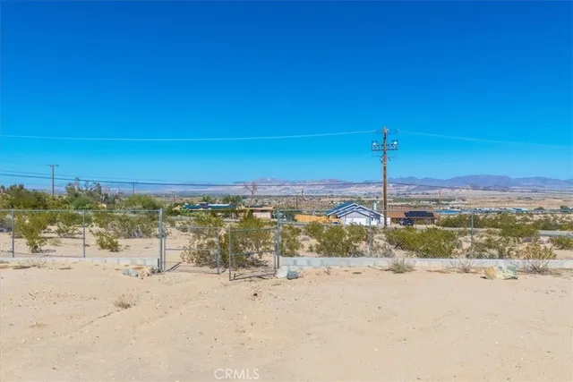 $272,000 | 73484 Desert Trail Drive, Twentynine Palms, CA 92277