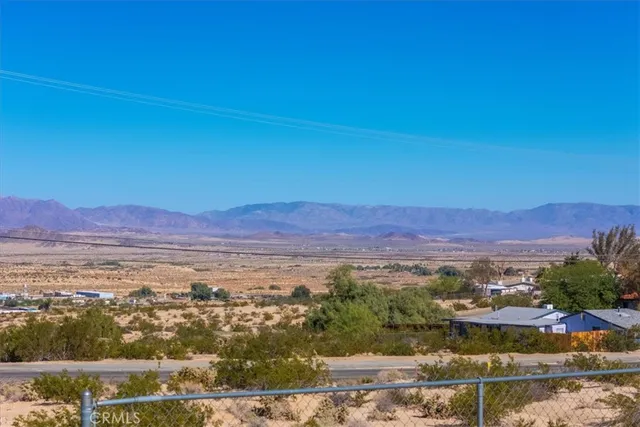 $272,000 | 73484 Desert Trail Drive, Twentynine Palms, CA 92277