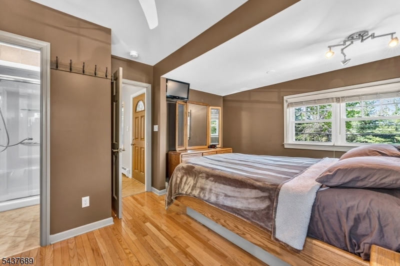 1813 Washington Valley Road Bridgewater, NJ 08836 - Photo 21 of 45