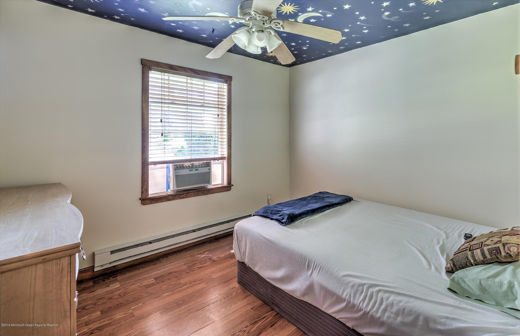 225 Riverside Drive Bayville, NJ 08721 - Photo 17 of 33 19-19-BEDROOM