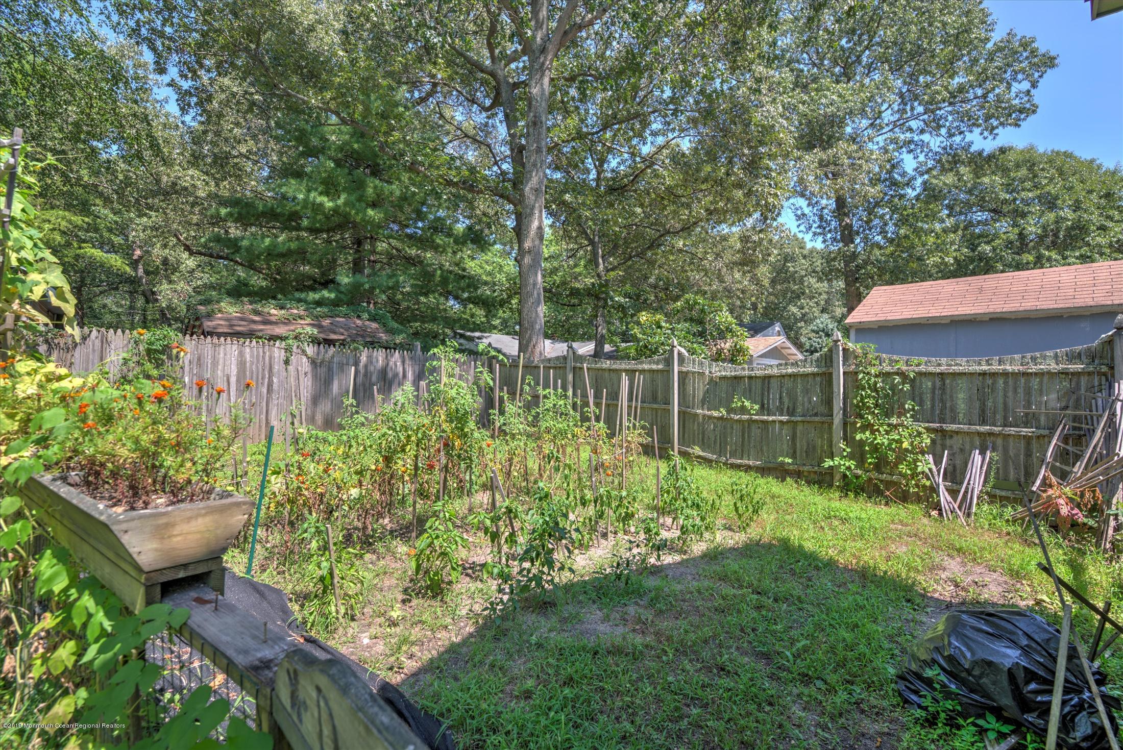 225 Riverside Drive Bayville, NJ 08721 - Photo 26 of 33 26-26-BACK YARD