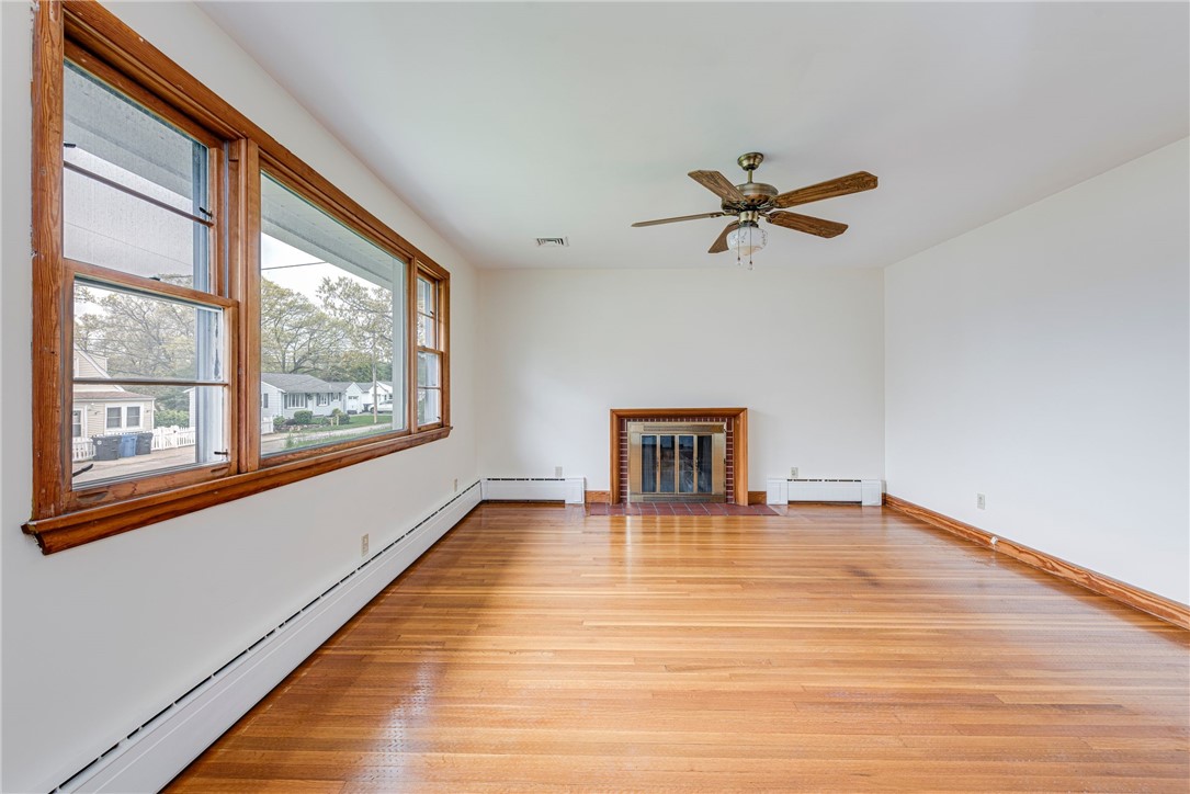 171 Iroquois Road Cumberland, RI 02864 - Photo 15 of 32 Gallery Image 15