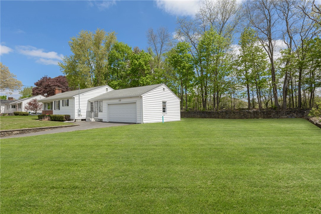 171 Iroquois Road Cumberland, RI 02864 - Photo 3 of 32 Expansive yard