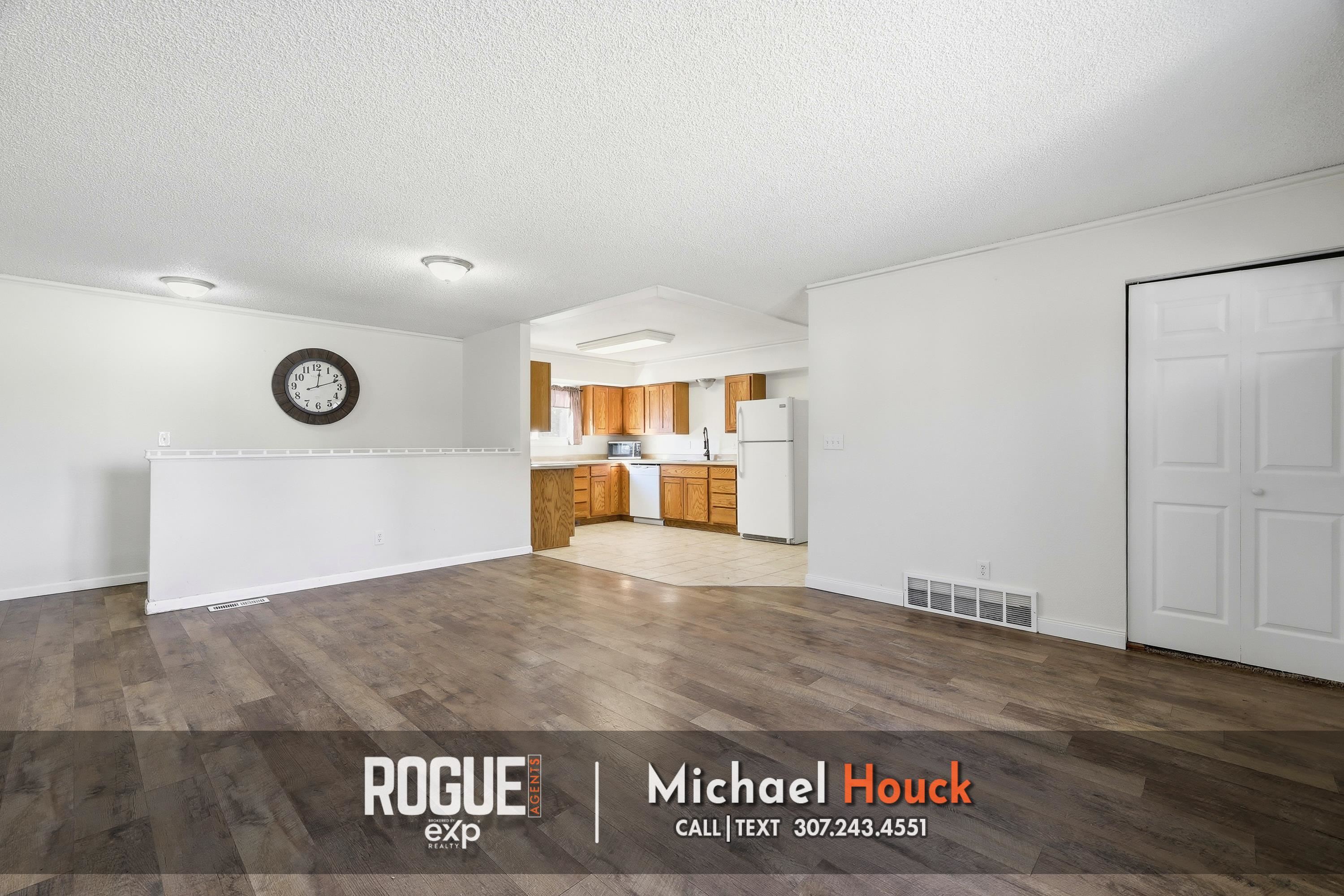 442 Indian Paintbrush Casper, WY 82604 - Photo 2 of 34