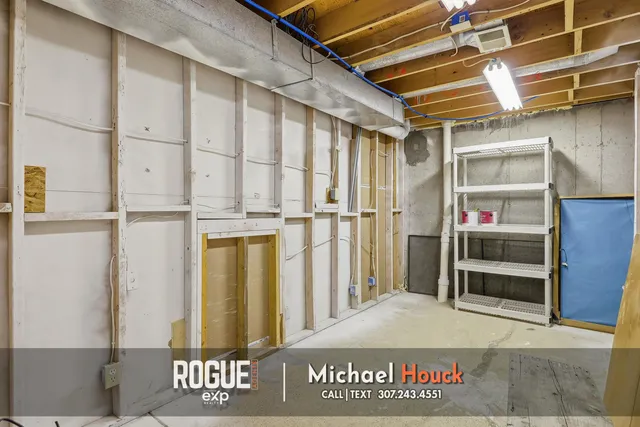 $289,900 | 442 Indian Paintbrush, Casper, WY 82604