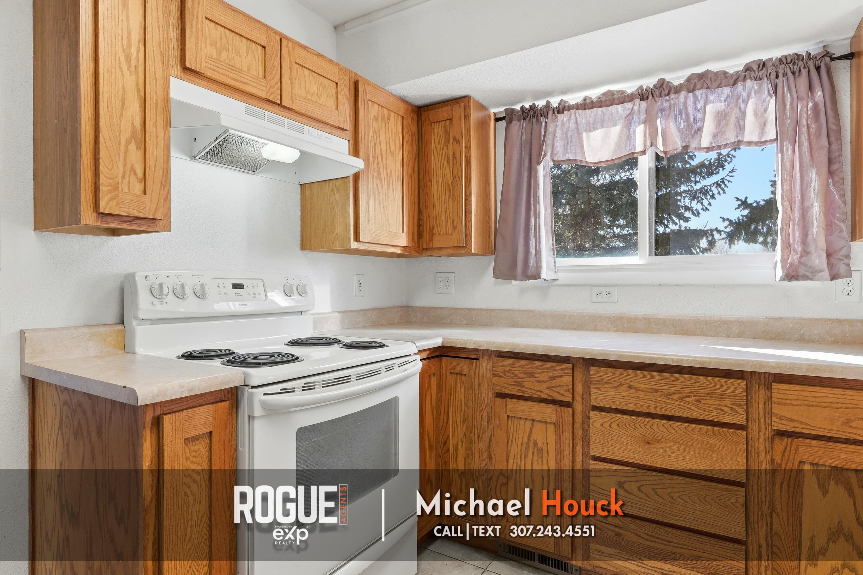 442 Indian Paintbrush Casper, WY 82604 - Photo 7 of 34