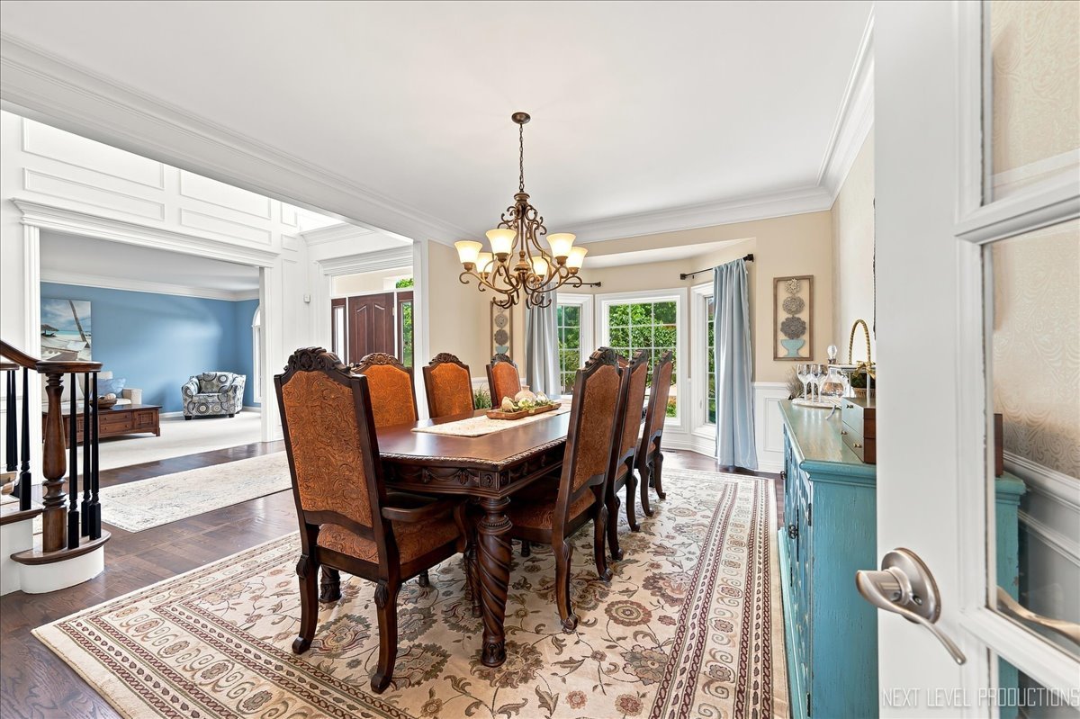 3N956 Walt Whitman Road St. Charles, IL 60175 - Photo 7 of 51 Gallery Image 7