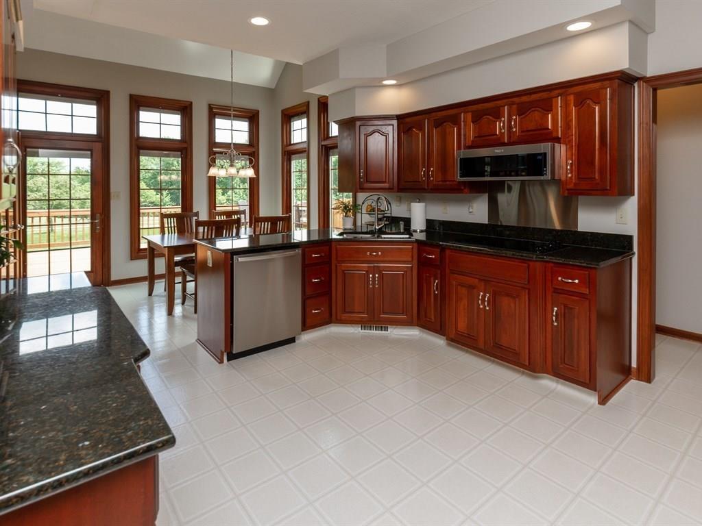 10693 Evergreen Point Fishers, IN 46037 - Photo 11 of 33 Gallery Image 11