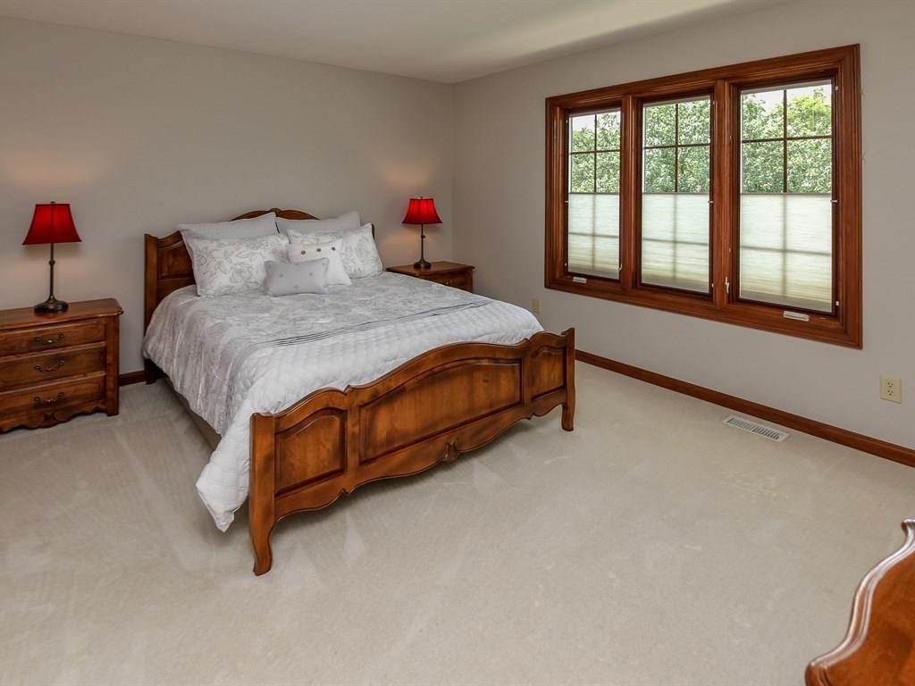 10693 Evergreen Point Fishers, IN 46037 - Photo 18 of 33 Gallery Image 18