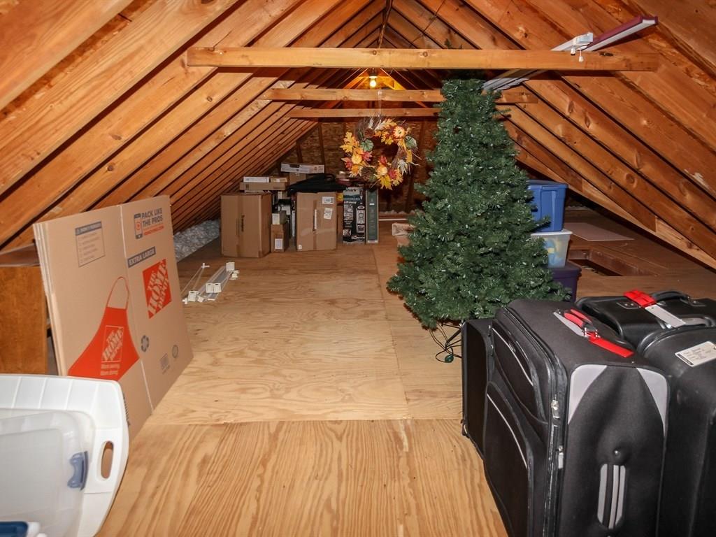 10693 Evergreen Point Fishers, IN 46037 - Photo 21 of 33 Gallery Image 21