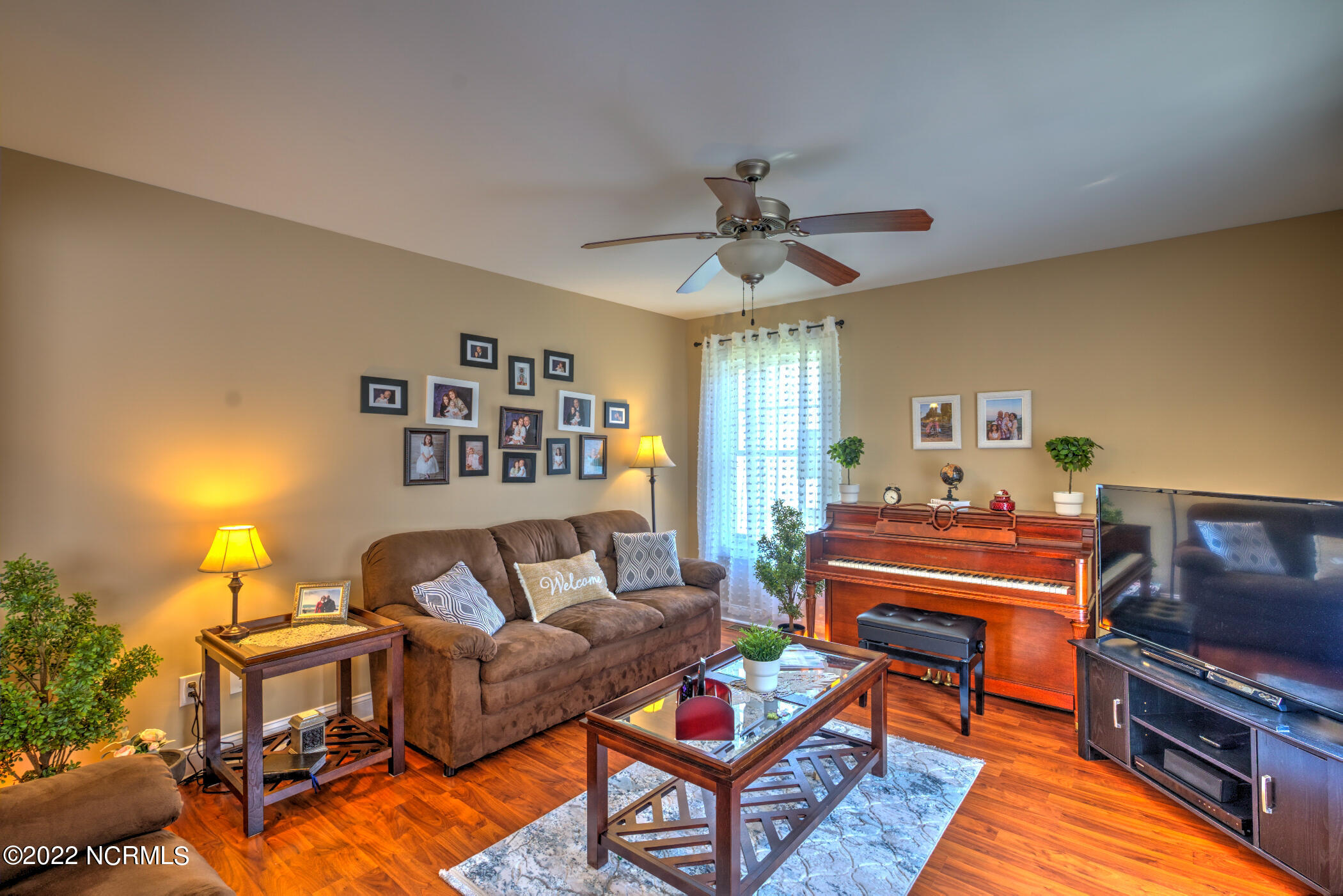 313 Covington Street Rockingham, NC 28379 - Photo 3 of 34 DSC00915_6_7