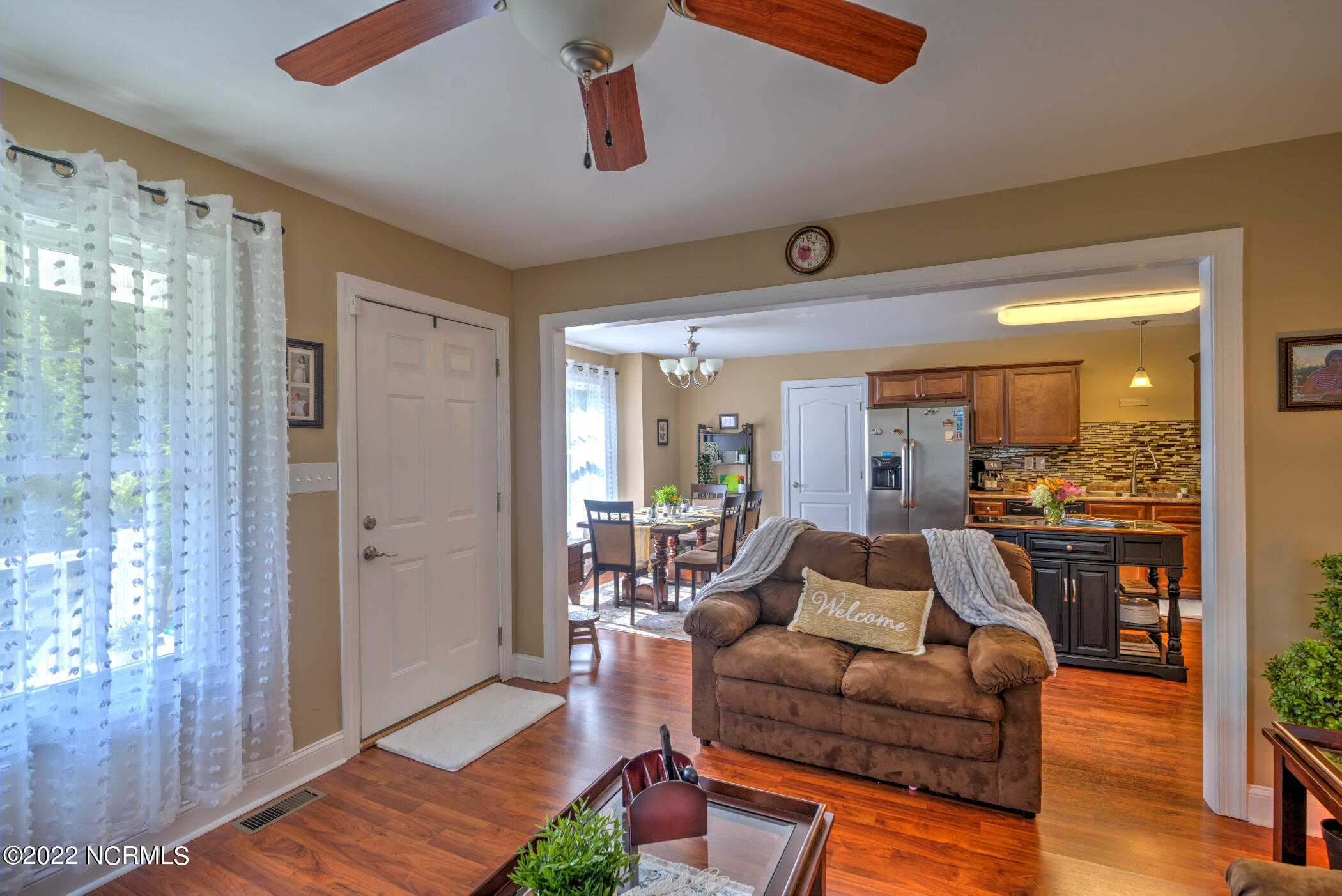 313 Covington Street Rockingham, NC 28379 - Photo 5 of 34 DSC00921_2_3