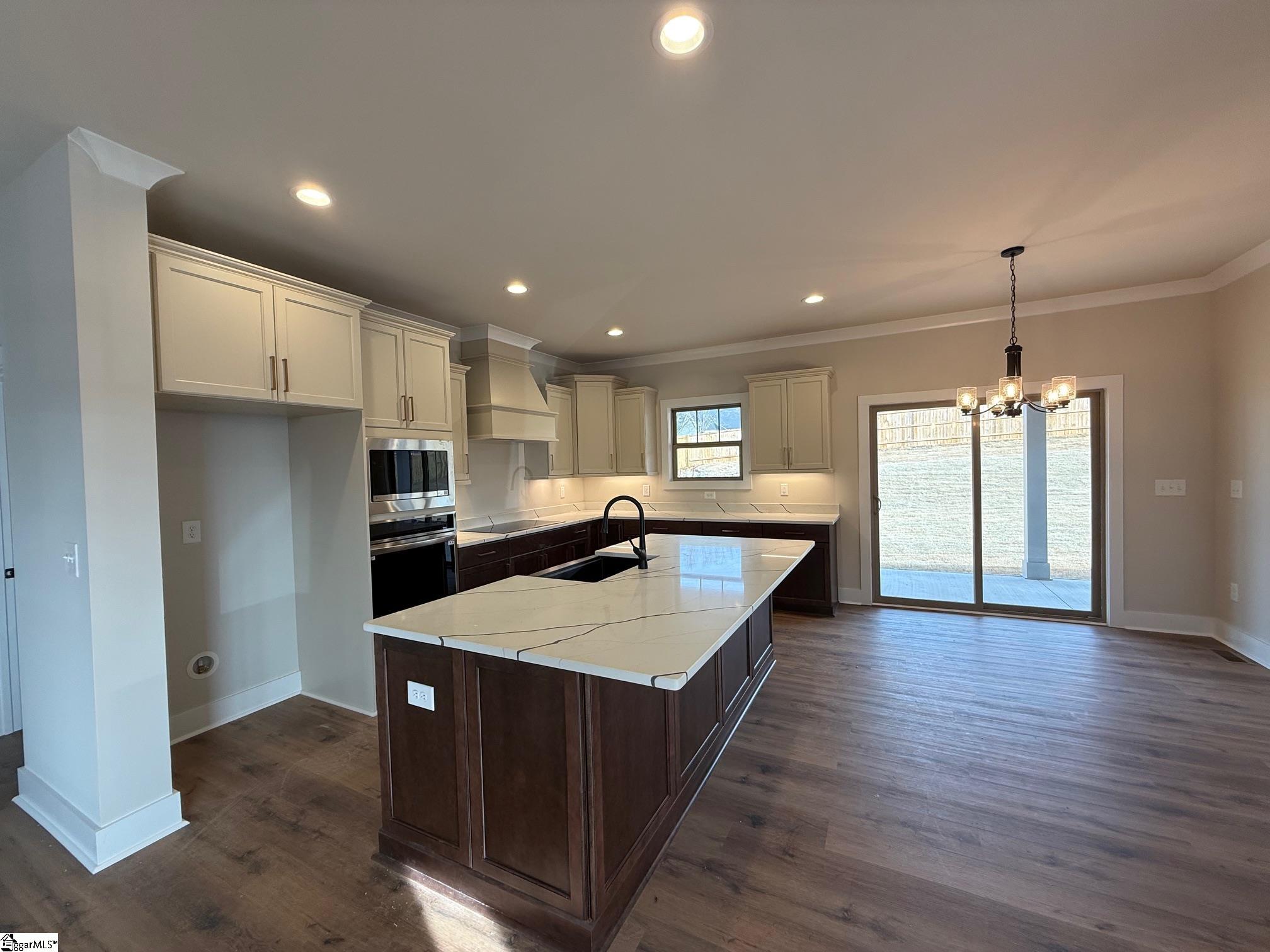 182 Mimosa Road Lyman, SC 29365 - Photo 5 of 34