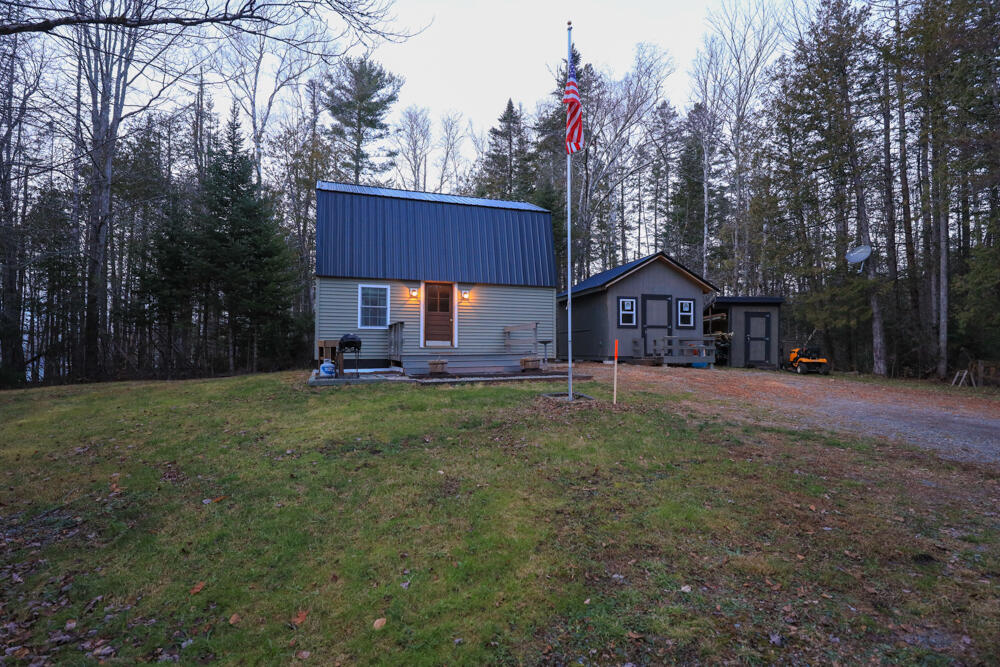 441 North Dexter Road Dexter, ME 04930 - Photo 1 of 25 01