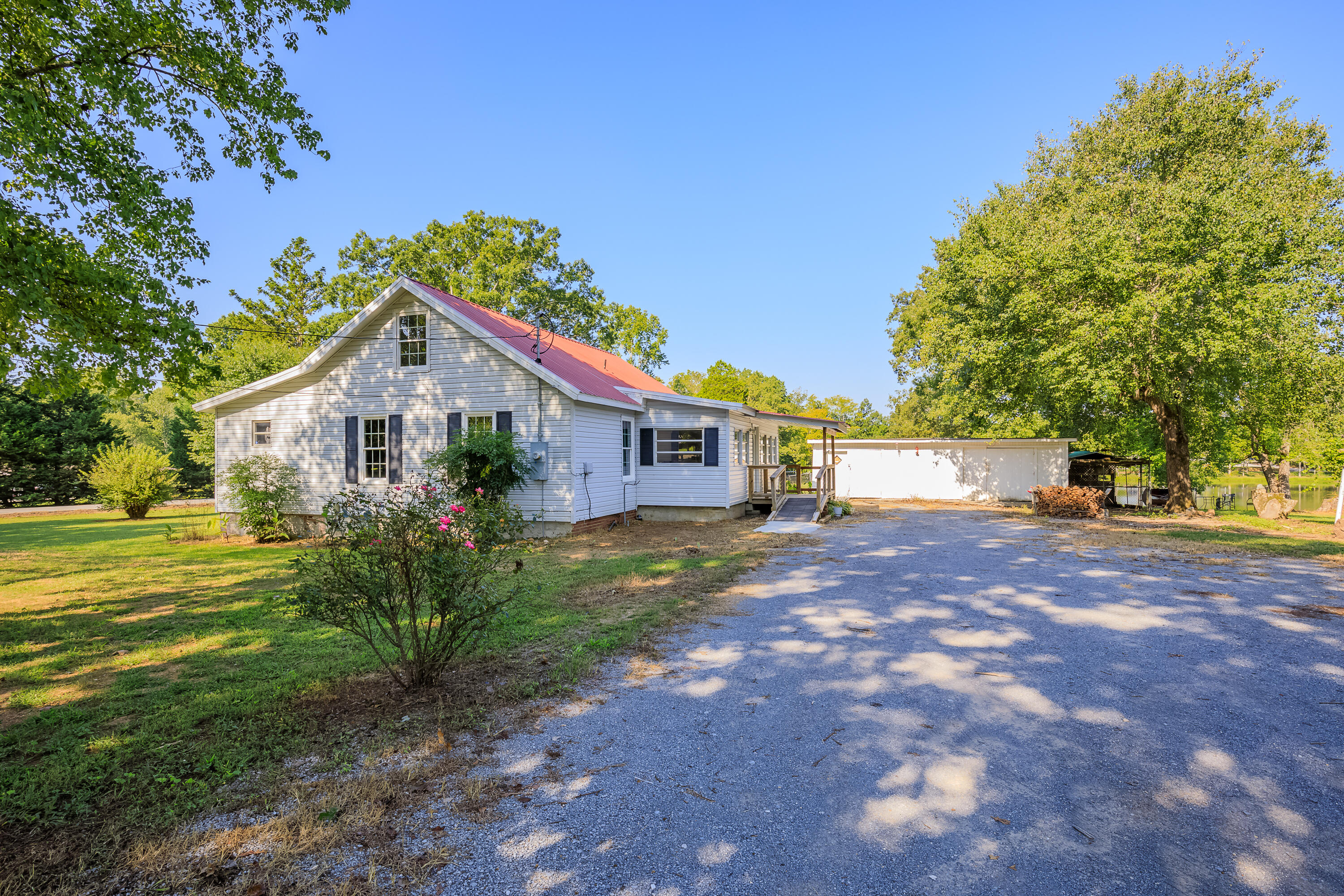 324 Veeler Road LaFayette, GA 30728 - Photo 1 of 67 100