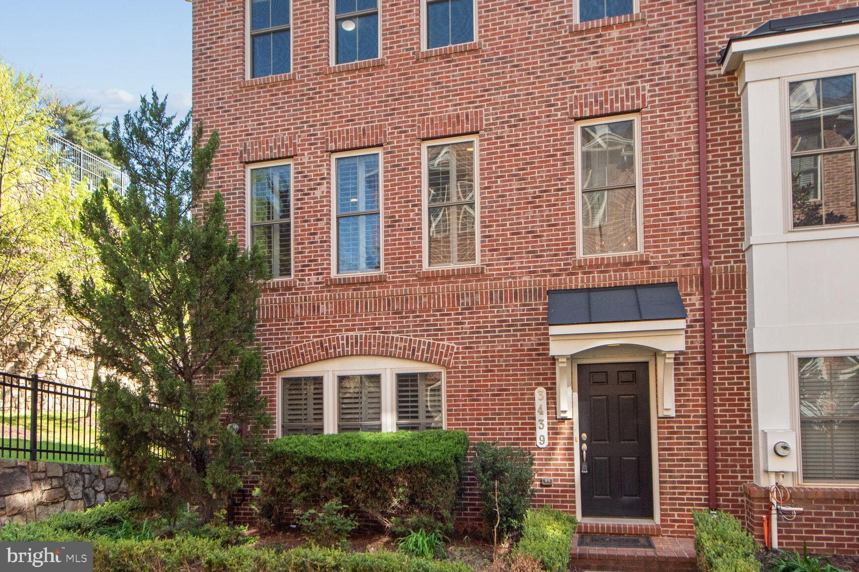 3439 South Kemper Road Arlington, VA 22206 - Photo 2 of 40